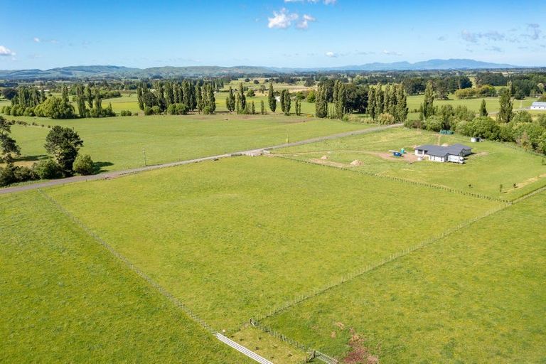 Photo of property in 98 Thomas Road, Dalefield, Carterton, 5791