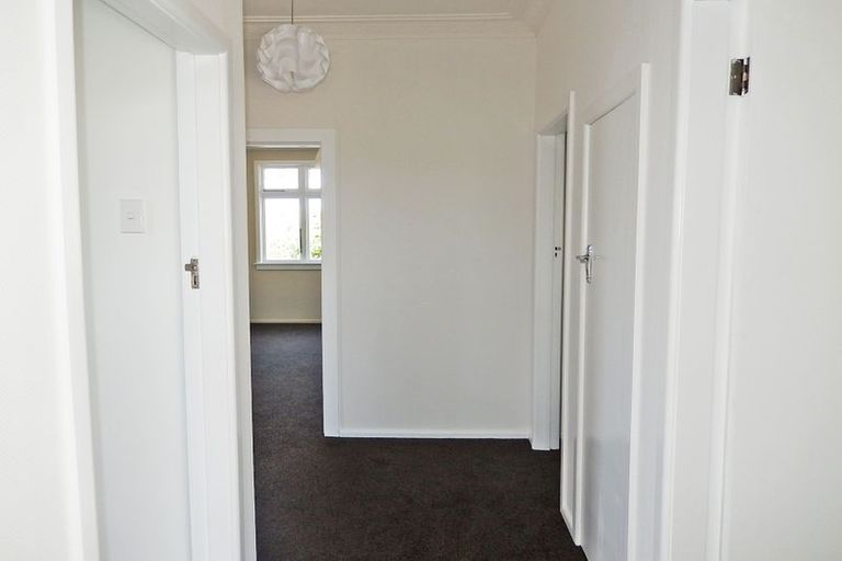 Photo of property in 32 Balmoral Street, Oamaru North, Oamaru, 9400