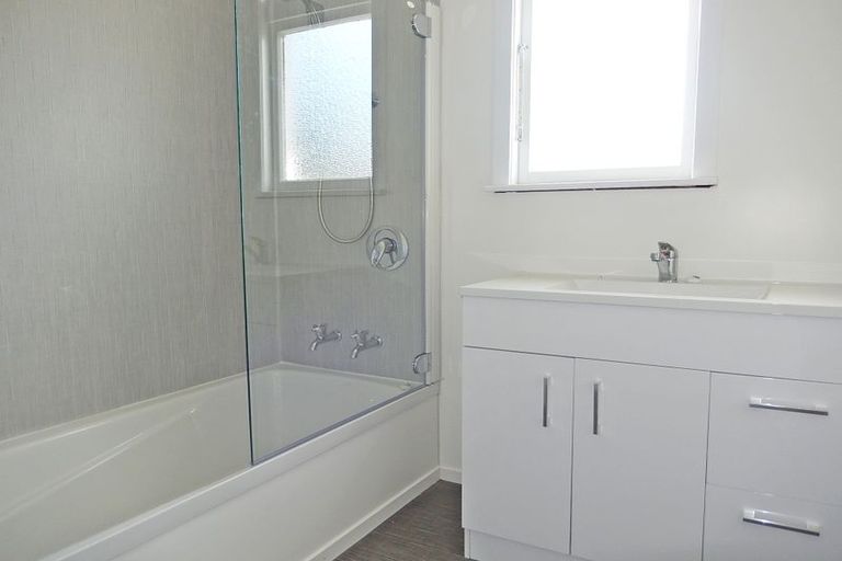 Photo of property in 32 Balmoral Street, Oamaru North, Oamaru, 9400