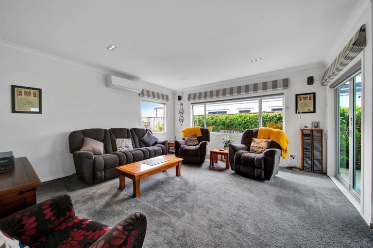 Photo of property in 2 Northpoint Way, Bell Block, New Plymouth, 4312