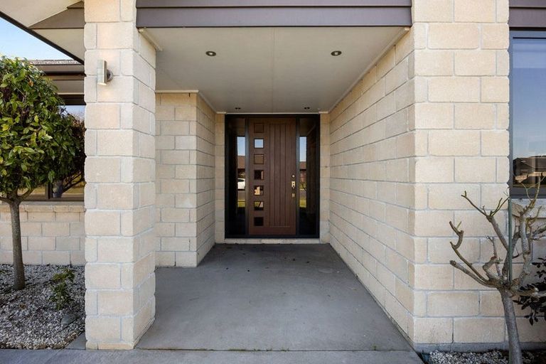 Photo of property in 14 Robieson Street, Roseneath, Wellington, 6011