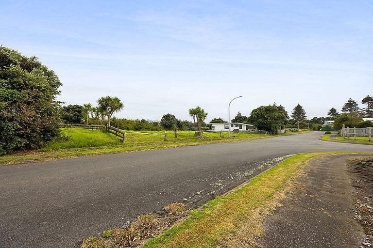 Photo of property in 31 Gibson Place, Patea, 4520