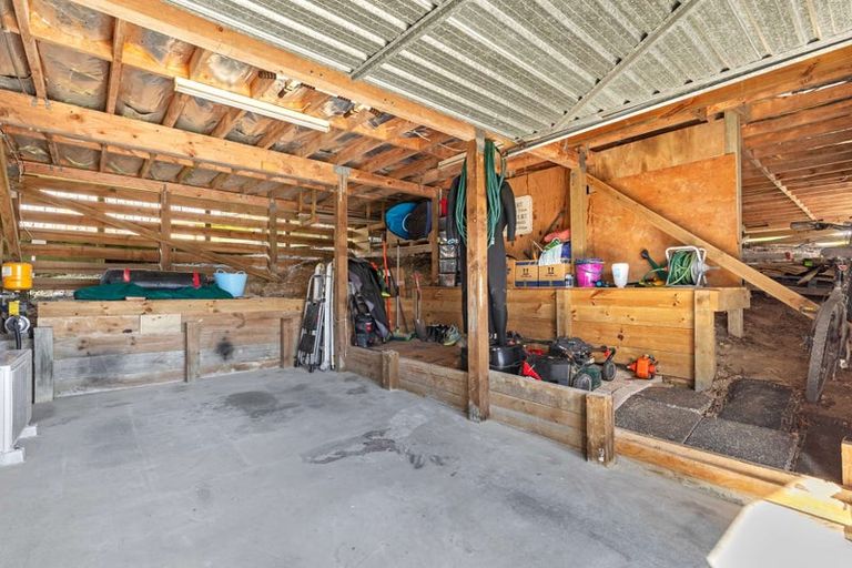 Photo of property in 18a Delshaw Avenue, Stanmore Bay, Whangaparaoa, 0932