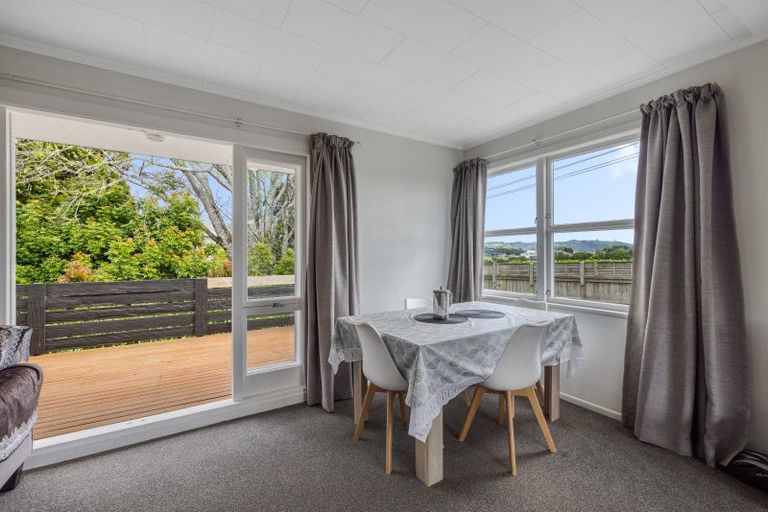 Photo of property in 18 Atuaroa Avenue, Te Puke, 3119