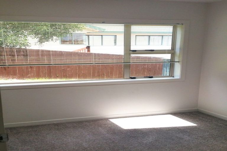 Photo of property in 6 Ponderosa Drive, Oteha, Auckland, 0632