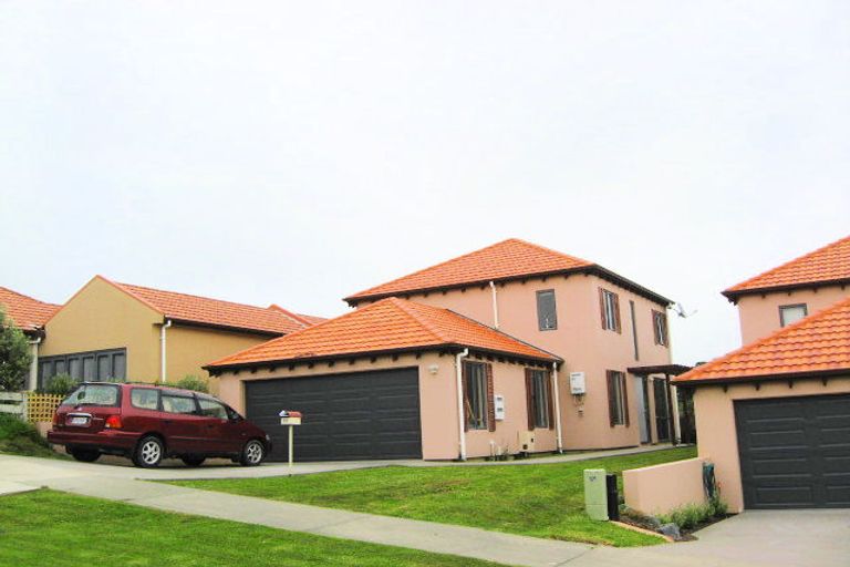 Photo of property in 26 Alverna View, Gulf Harbour, Whangaparaoa, 0930
