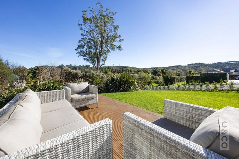 Photo of property in 29 Cambridge Road, Riverhead, 0820