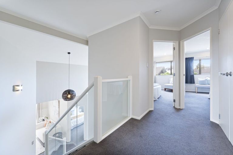 Photo of property in 22 Gala Place, Henderson, Auckland, 0612