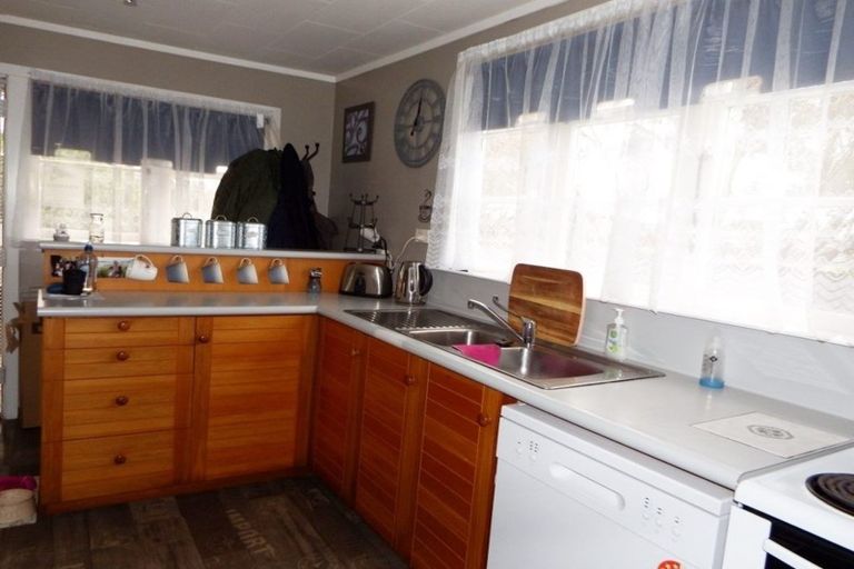 Photo of property in 3 Kapuni Street, Marton, 4710