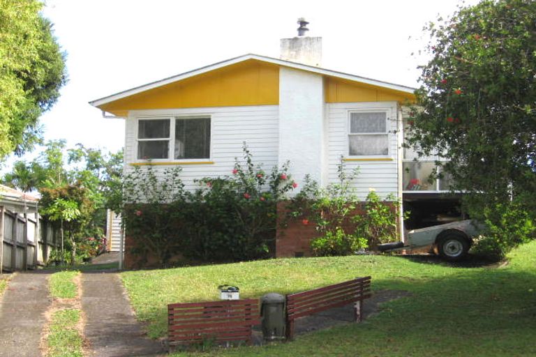 Photo of property in 72 Glendene Avenue, Glendene, Auckland, 0602