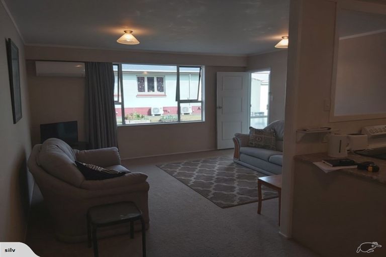 Photo of property in 8 Donald Street, Regent, Whangarei, 0112