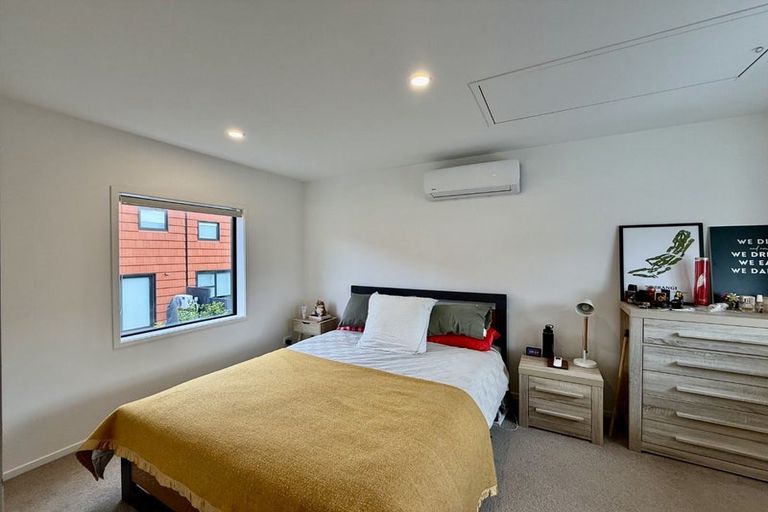 Photo of property in 8 Kotuitui Street, Manukau, Auckland, 2104