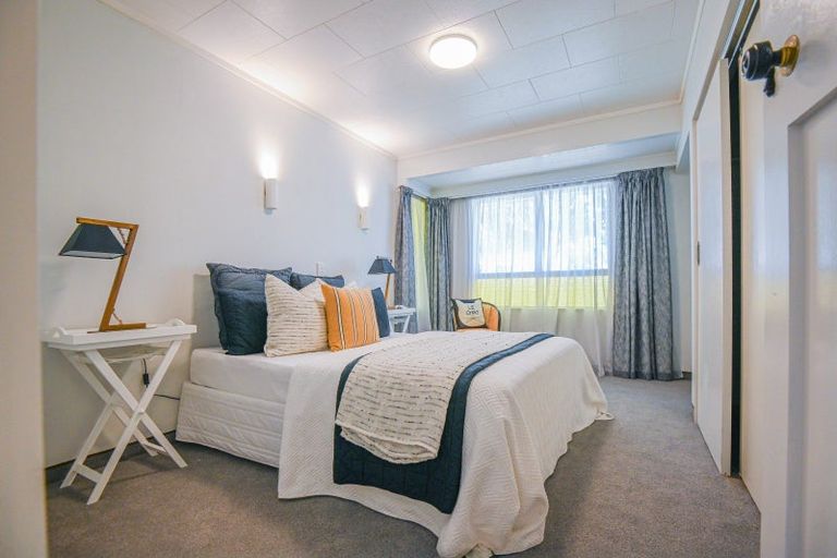 Photo of property in 3 Russell Street, Waipukurau, 4200