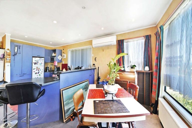 Photo of property in 28 Tarata Street, Kaka Point, Balclutha, 9271