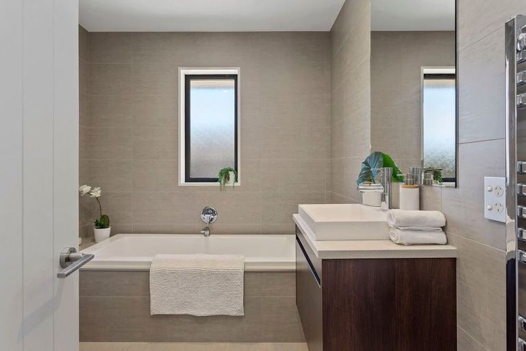 Photo of property in 11 Mckendry Road, Wigram, Christchurch, 8042