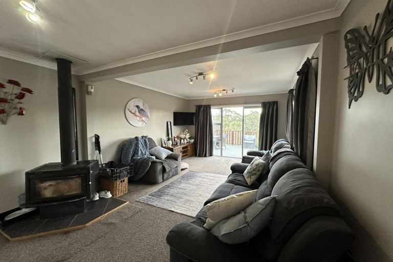 Photo of property in 25 Bedford Parade, Brighton, Dunedin, 9035