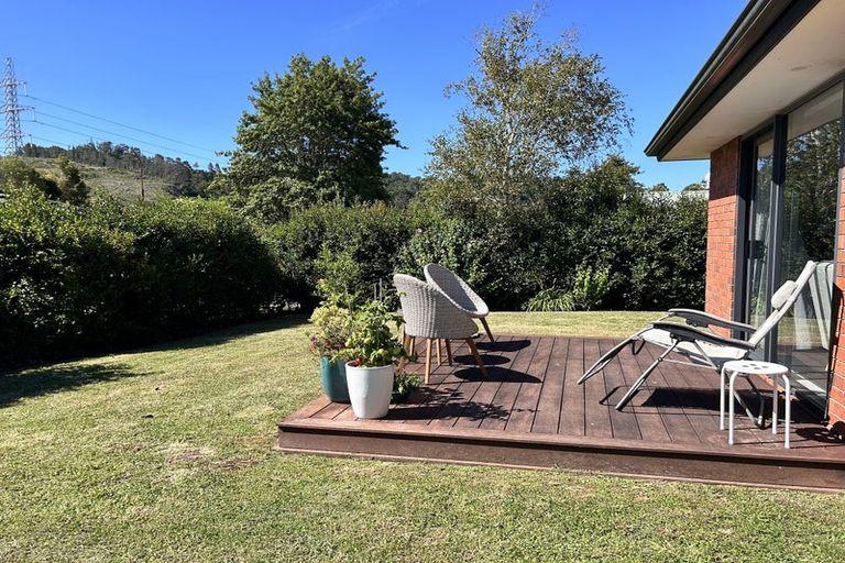 Photo of property in 15 Applemoors Way, Riverhead, 0820