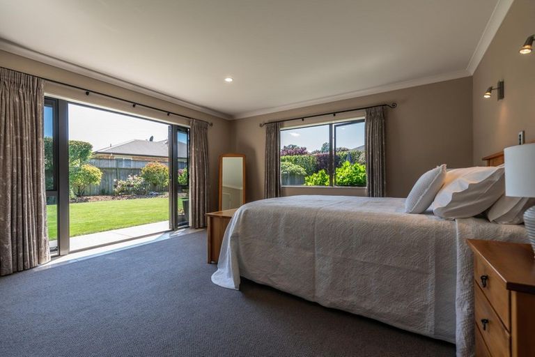 Photo of property in 8 Cooper Crescent, Cambridge, 3434