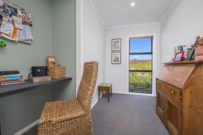 Photo of property in 38 Paterson Avenue West, Pukekohe, 2120