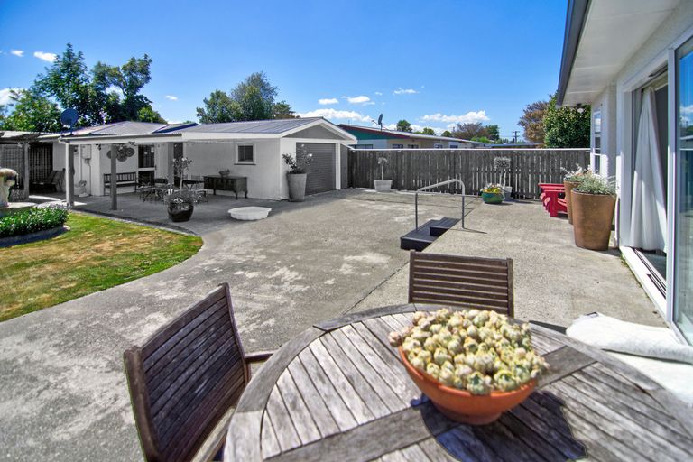 Photo of property in 1 Newall Place, Solway, Masterton, 5810