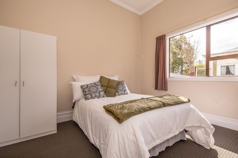 Photo of property in 63 Wakefield Street, Westport, 7825