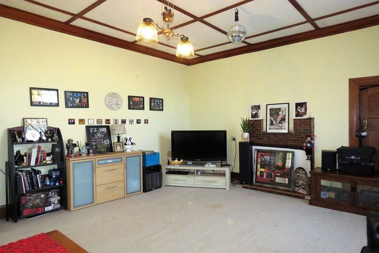 Photo of property in 26 Brougham Street, Westport, 7825