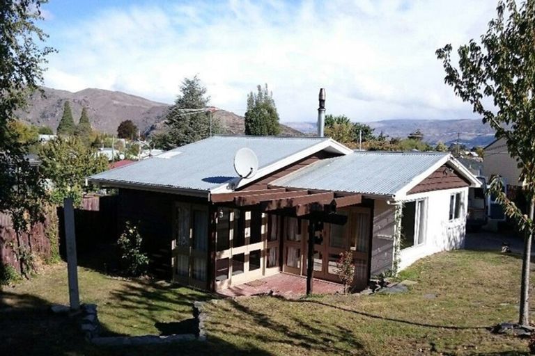 Photo of property in 46 Ortive Street, Cromwell, 9310