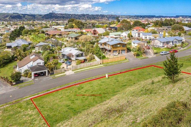Photo of property in 51 Parkdale Drive, Aramoho, Wanganui, 4500