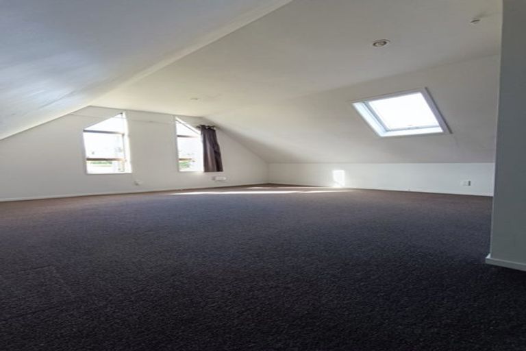 Photo of property in 22 Tindalls Bay Road, Tindalls Beach, Whangaparaoa, 0930