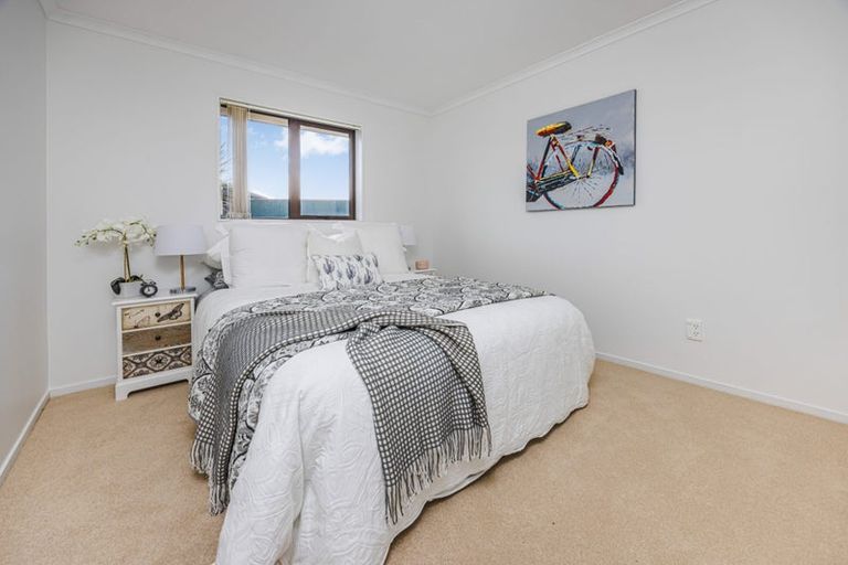 Photo of property in 16 Lili Road, Tuakau, 2121