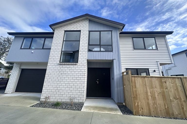 Photo of property in 12c Borrowdace Avenue, Botany Downs, Auckland, 2010