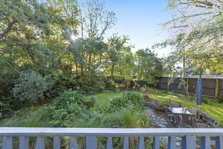 Photo of property in 206 Riverlaw Terrace, Saint Martins, Christchurch, 8022