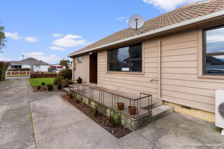 Photo of property in 19 Tinokore Street, Hei Hei, Christchurch, 8042