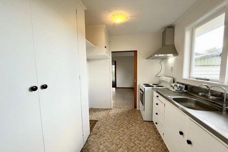 Photo of property in 7 Sequoia Place, Sunnynook, Auckland, 0620