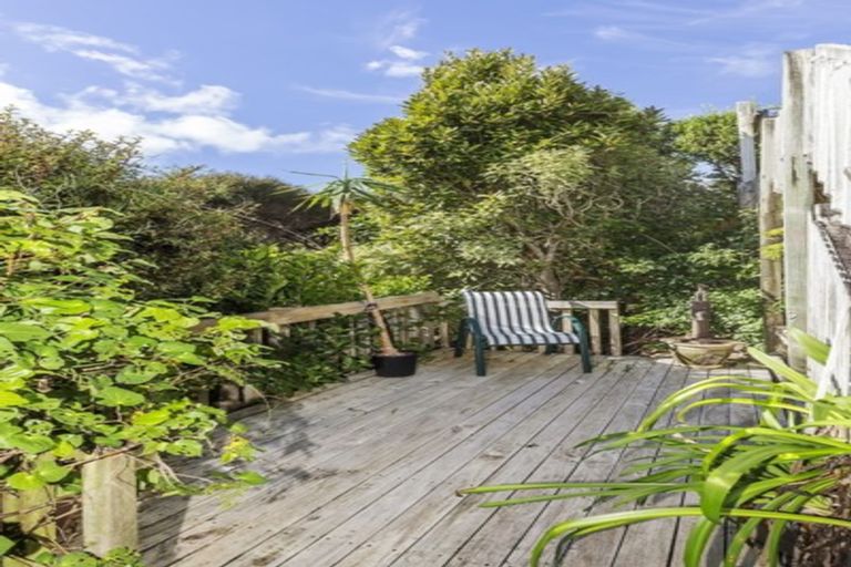 Photo of property in 8 Dornoch Place, Papakowhai, Porirua, 5024