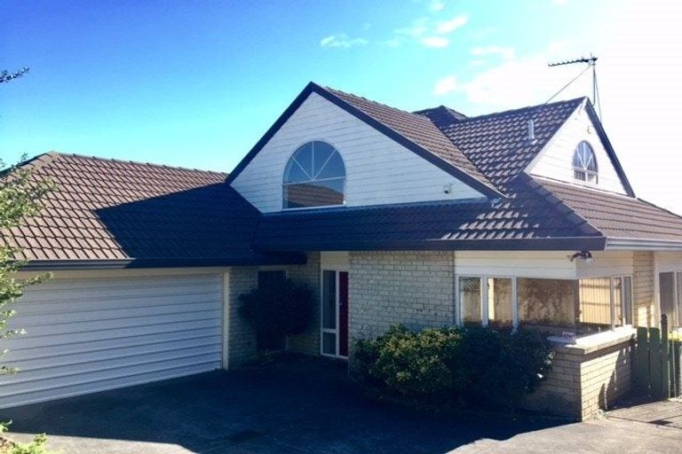 Photo of property in 1/5 Waller Avenue, Bucklands Beach, Auckland, 2012