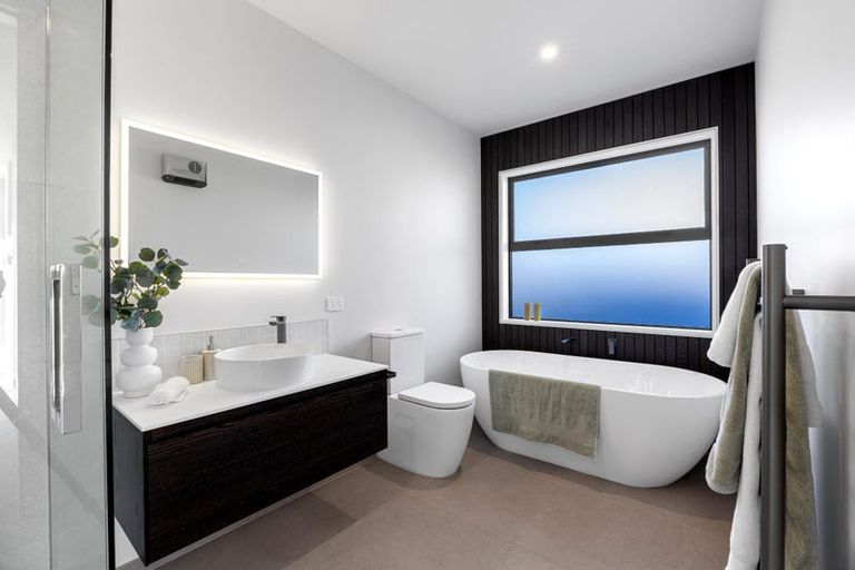 Photo of property in 7 Oakbridge Boulevard, Marshland, Christchurch, 8051