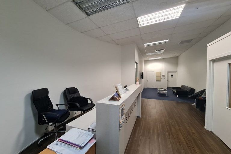 Photo of property in 7 Cooladerry Place, Rosehill, Papakura, 2113