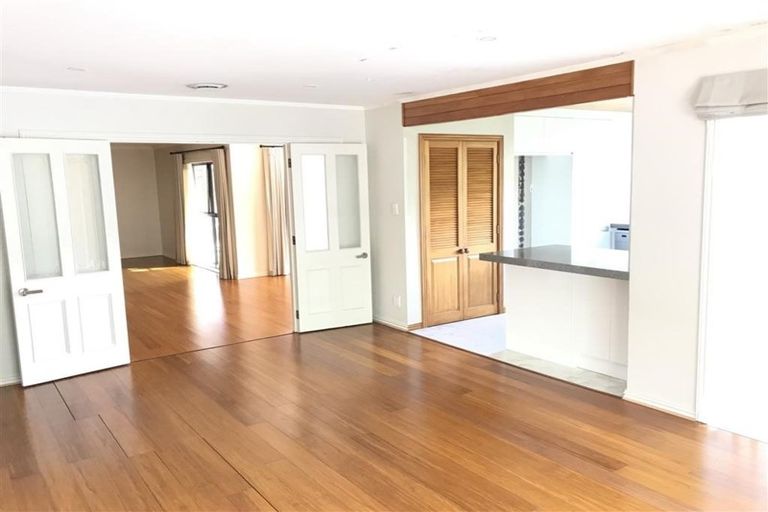 Photo of property in 40 Gracechurch Drive, Flat Bush, Auckland, 2016