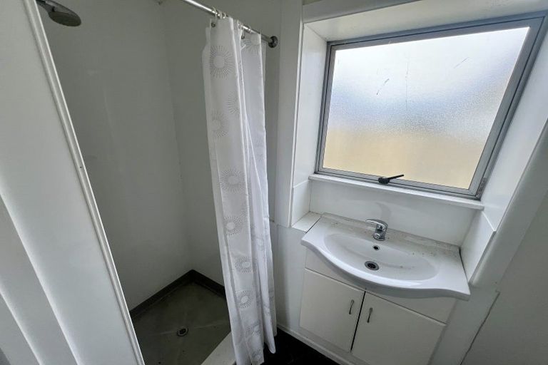 Photo of property in 2 School Road, Whitianga, 3510