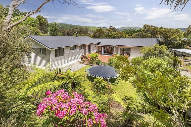 Photo of property in 13 Mulhern Road, Judgeford, Porirua, 5381