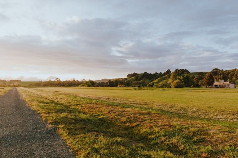 Photo of property in 14 Turaki Lane, Kaipara Flats, Warkworth, 0981