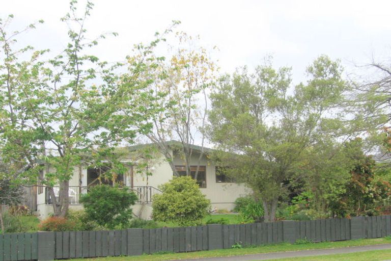 Photo of property in 4 Green Place, Richmond Heights, Taupo, 3330