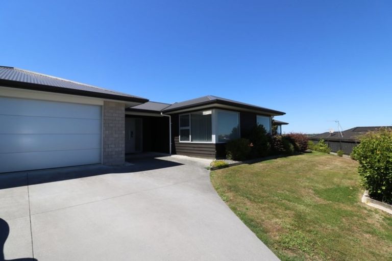 Photo of property in 12 Castleton Way, Flagstaff, Hamilton, 3210