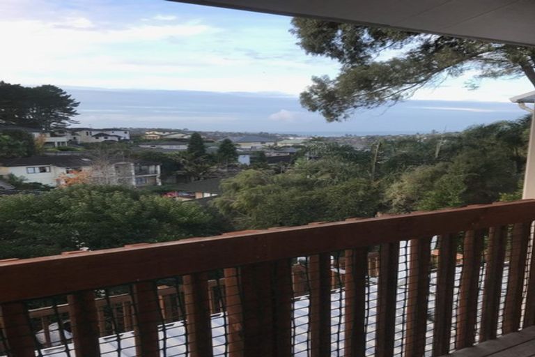 Photo of property in 1/691a East Coast Road, Browns Bay, Auckland, 0630