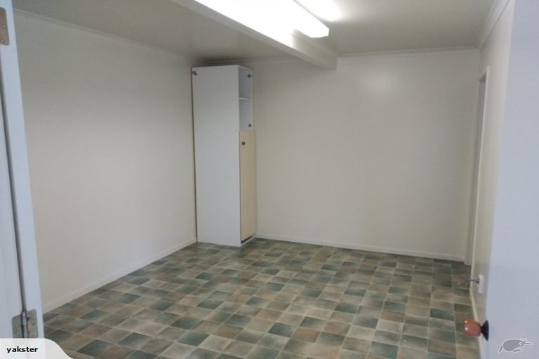 Photo of property in 15 Newcastle Road, Dinsdale, Hamilton, 3204