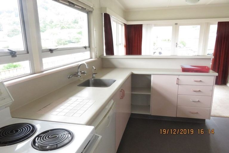 Photo of property in 122 Waimea Road, Nelson South, Nelson, 7010