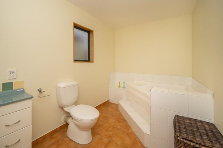 Photo of property in 346 Old Coach Road, Upper Moutere, 7173