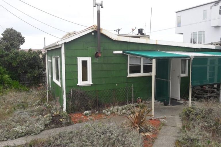 Photo of property in 63 Hillview Road, Birdlings Flat, Little River, 7591