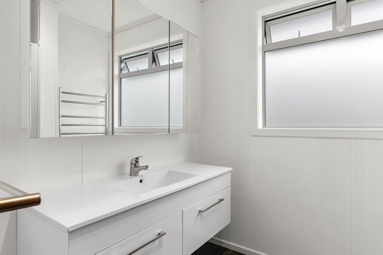 Photo of property in 2 Penny Lane, Lower Vogeltown, New Plymouth, 4310